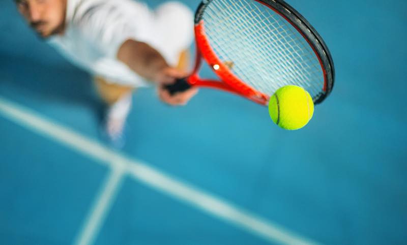 テニス選手の仕事内容・なり方・年収・資格などを解説